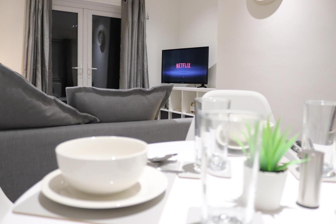 Stylish - Modern - Serviced Accommodation - In The Heart Of Northumberland 阿欣顿 外观 照片